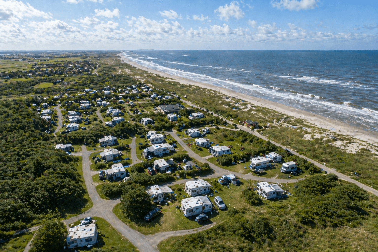 Campingplatz an der Nordsee – Luftaufnahme